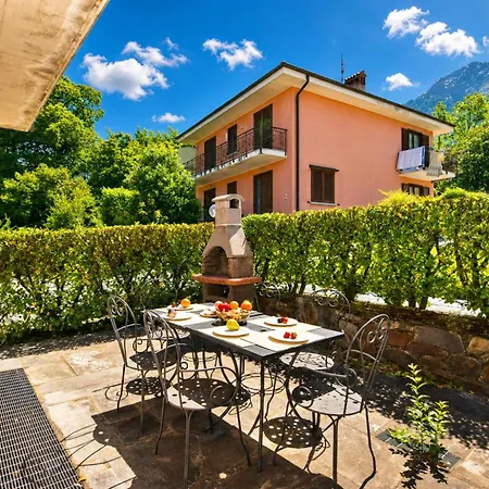 Tatil Evi Viola Colico