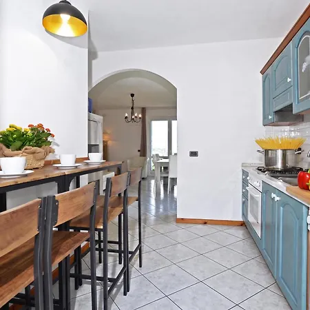 Viola Tatil Evi Colico